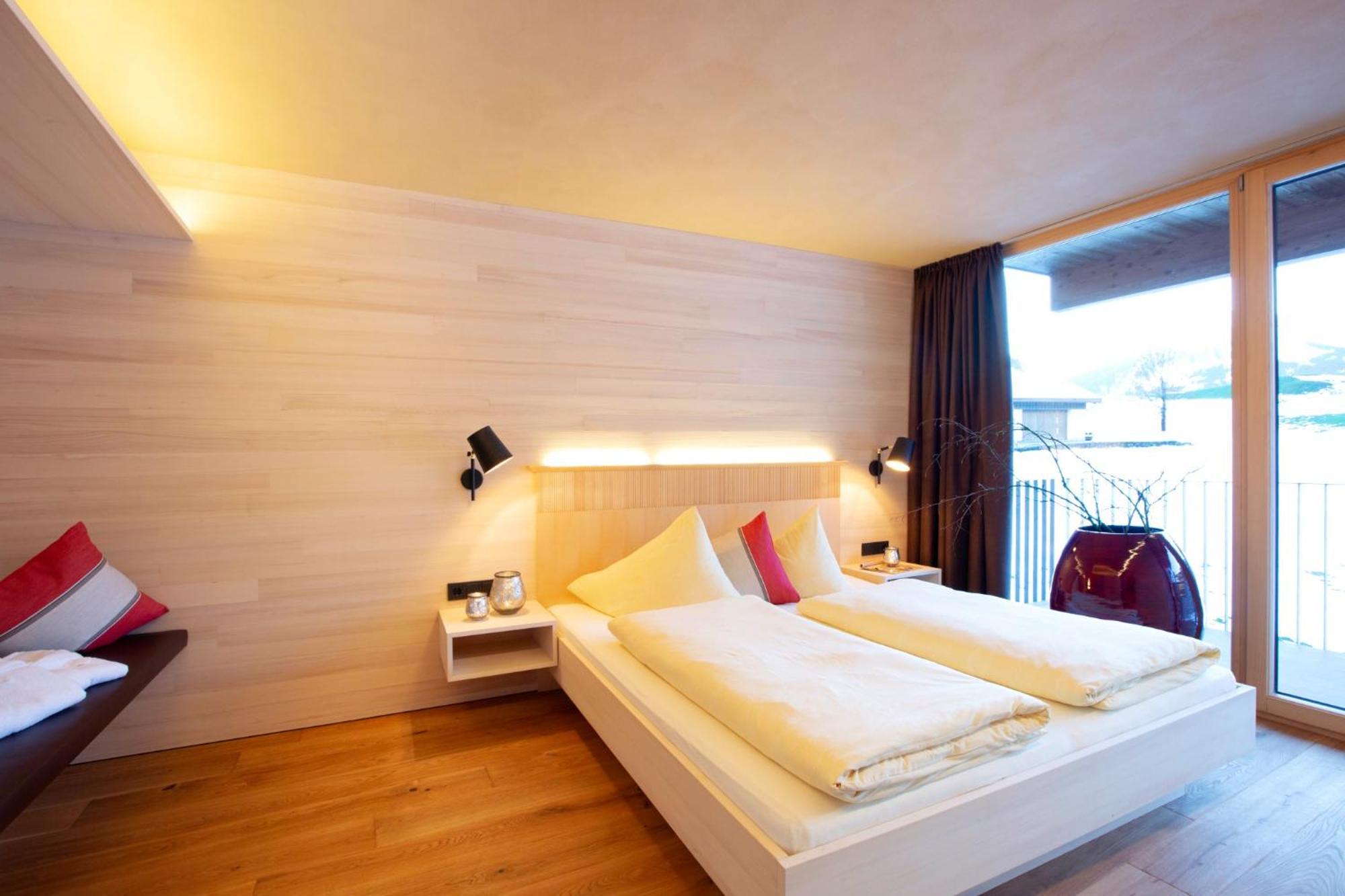 N Apartments Hotel ชอปเปอร์เนา ภายนอก รูปภาพ